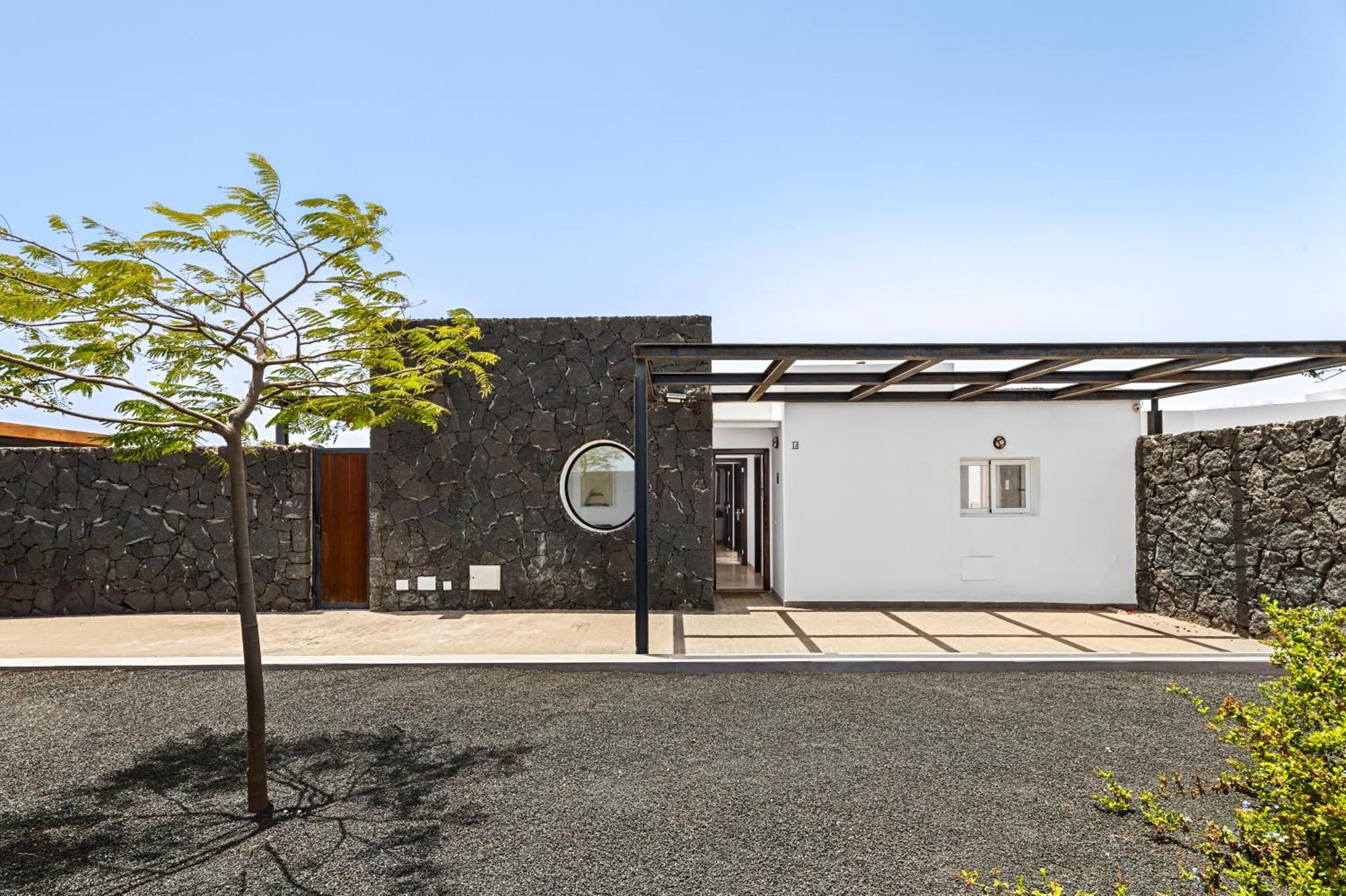 3 Bedroom Villa With Private Pool Close To Papagayo Beach Playa Blanca  Ngoại thất bức ảnh